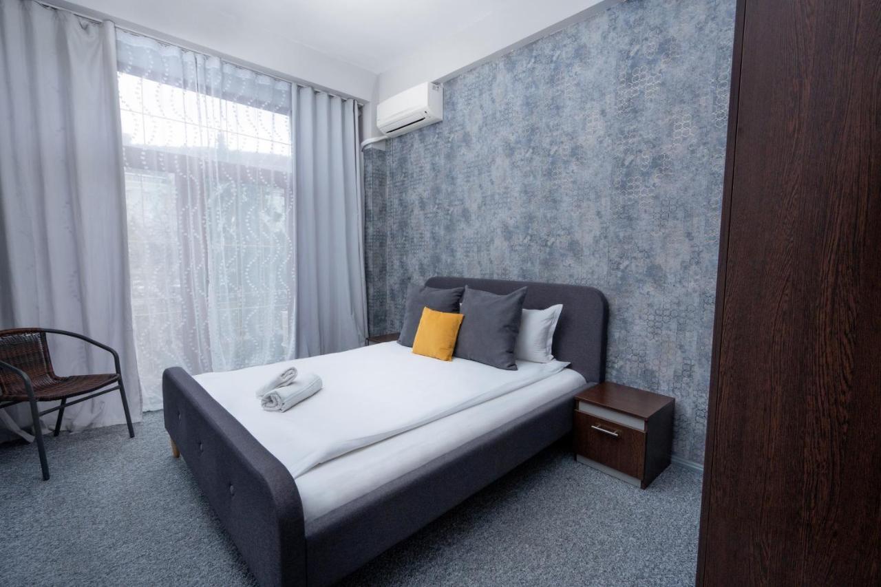 Family Hotel Central ชูเมน ภายนอก รูปภาพ